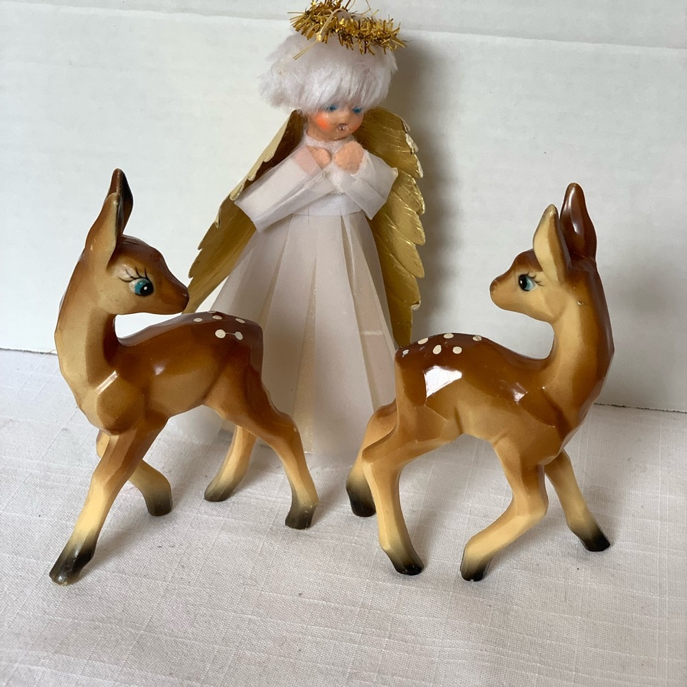 VINTAGE CHRISTMAS DECOR| 2 HTF plastic Deer and an Angel - Picture 12 of 12
